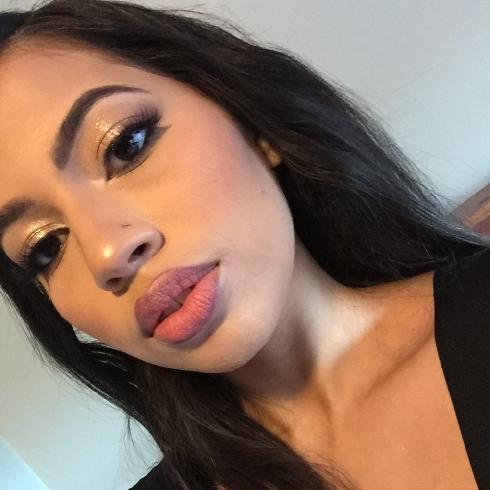 Meet your Posher, Zulmary